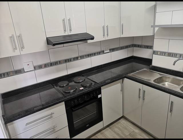 1 BEDROOM APARTMENT TO LET IN SCOTTSVILLE